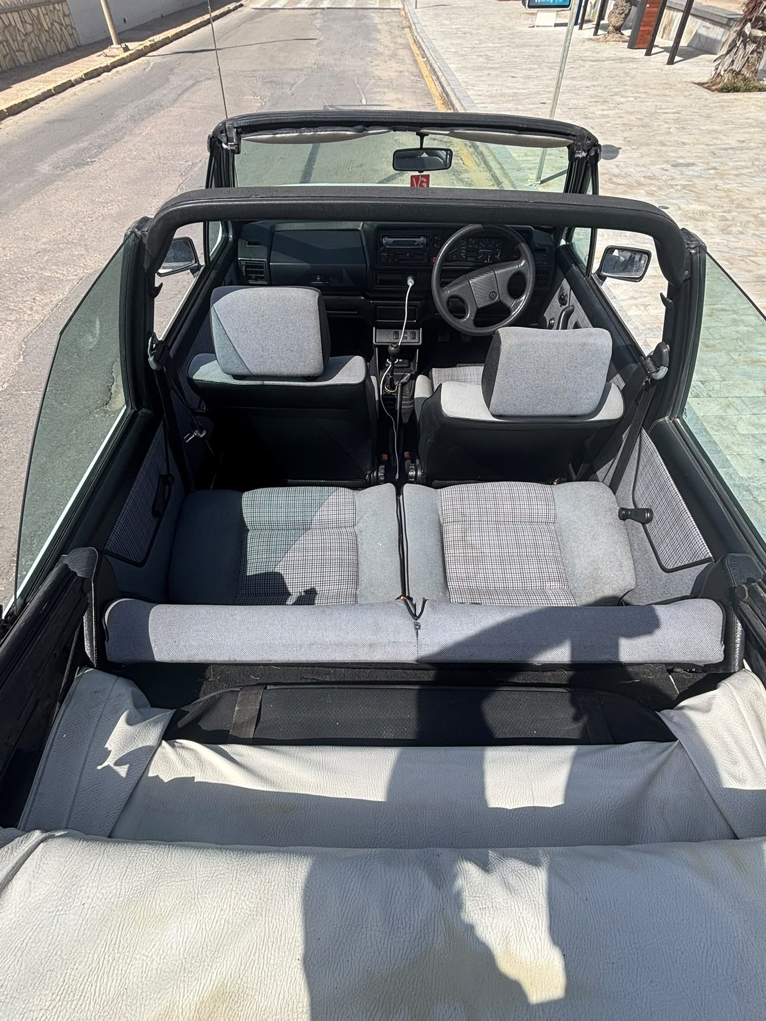 Volkswagen Golf Cabriolet interior detail
